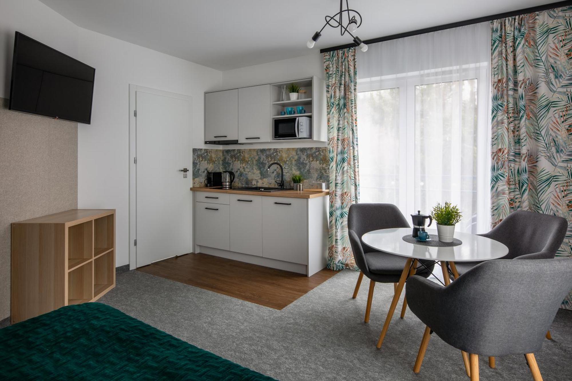 Apartamenty Wczasowa - Komfort Z Narciarnia Kudowa-Zdroj Dış mekan fotoğraf