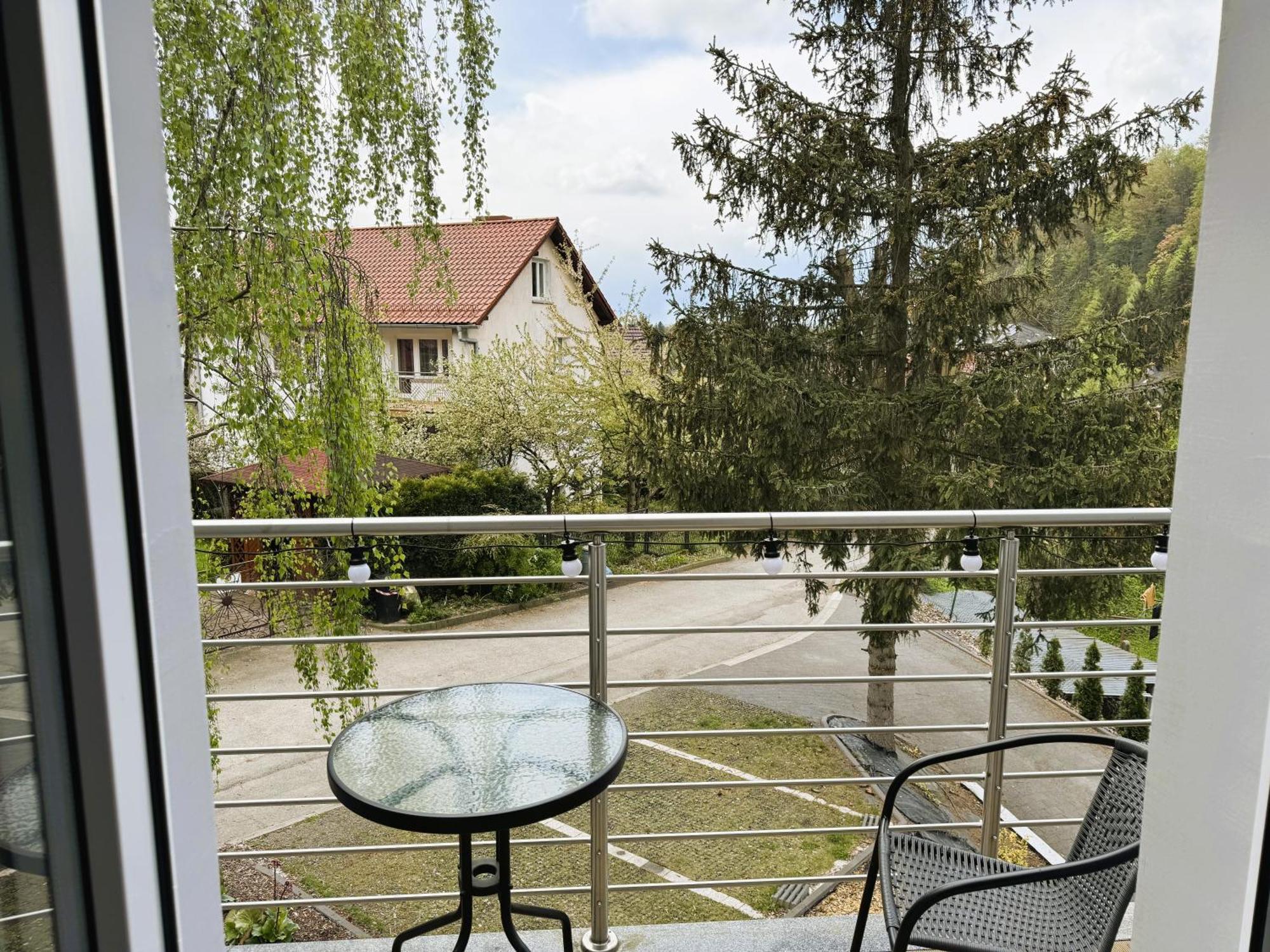 Apartamenty Wczasowa - Komfort Z Narciarnia Kudowa-Zdroj Dış mekan fotoğraf